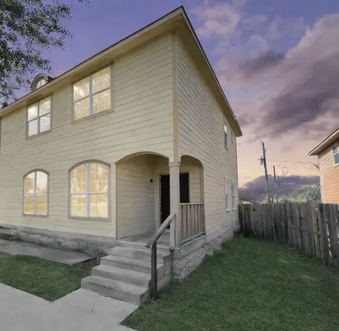 10217 Teneha Drive B Houston TX 77033