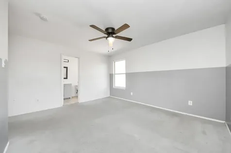 10217 Teneha Drive B Houston TX 77033