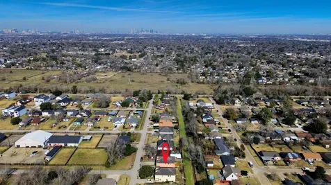 10217 Teneha Drive B Houston TX 77033