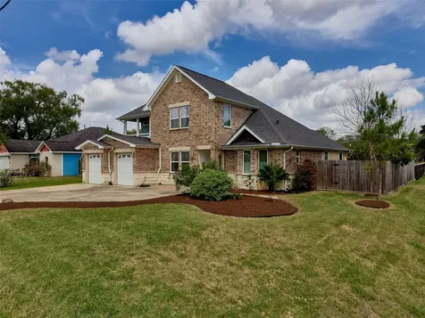 4219 Redbud Street SW Houston TX 77051