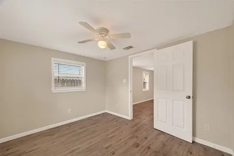 521 N Vionett Lane Texas City TX 77591
