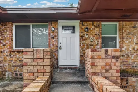 521 N Vionett Lane Texas City TX 77591