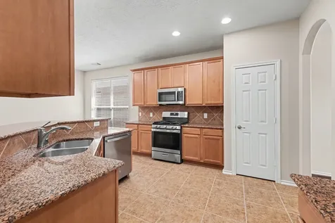 25614 Saddlebrook Village Drive Tomball TX 77375