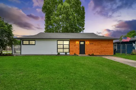 6522 Belarbor Street Houston TX 77087