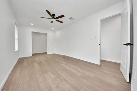 6522 Belarbor Street Houston TX 77087
