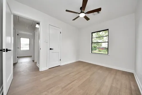 6522 Belarbor Street Houston TX 77087