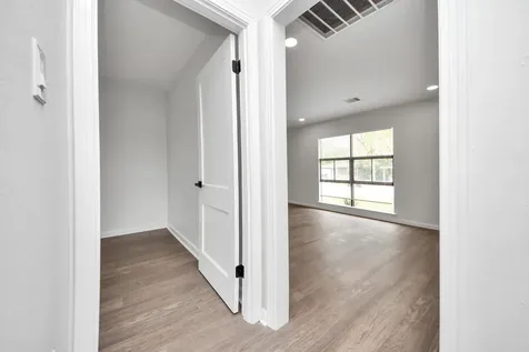 6522 Belarbor Street Houston TX 77087