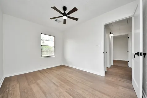 6522 Belarbor Street Houston TX 77087
