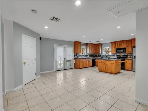 6715 Sandy Oaks Drive Houston TX 77050