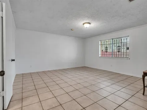 6715 Sandy Oaks Drive Houston TX 77050