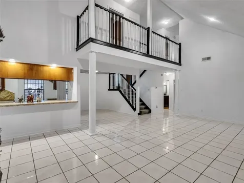 6715 Sandy Oaks Drive Houston TX 77050