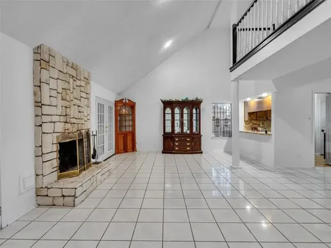 6715 Sandy Oaks Drive Houston TX 77050