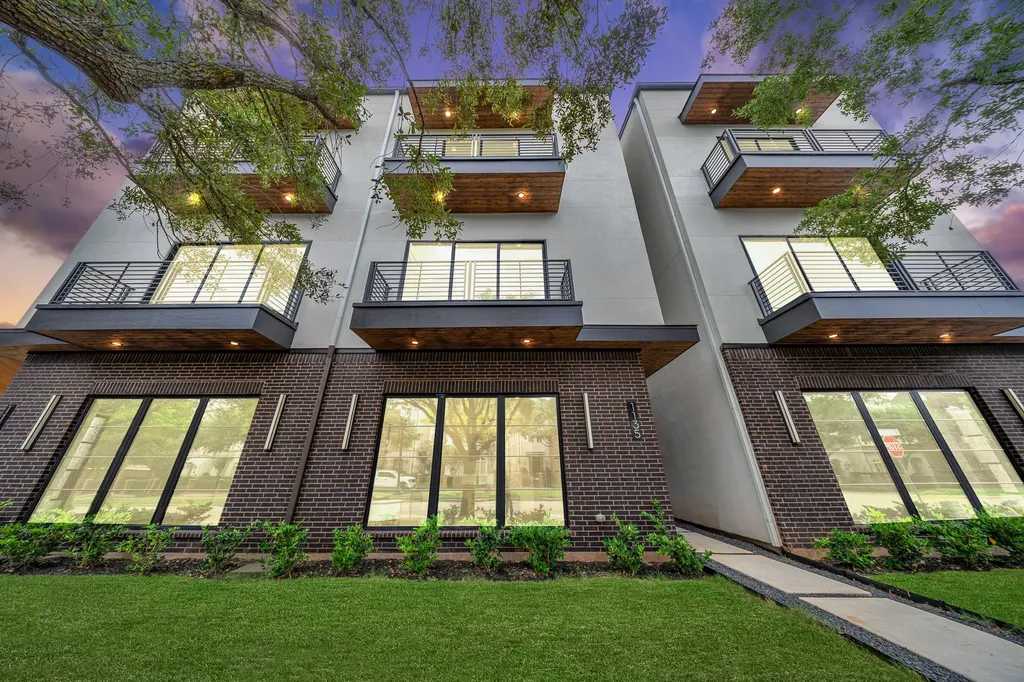 1135 Lake Pointe Parkway Sugar Land TX 77478