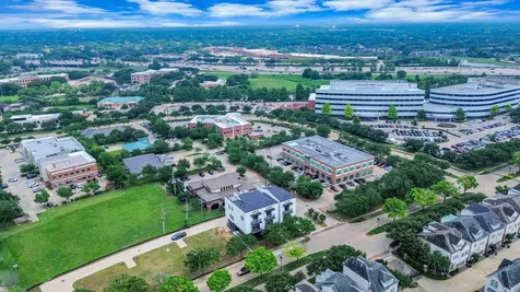 1135 Lake Pointe Parkway Sugar Land TX 77478