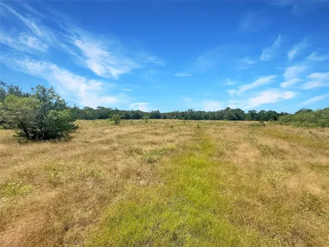 1345 Davis Road Muldoon TX 78949