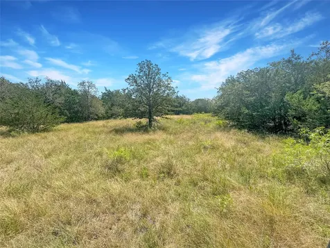 1345 Davis Road Muldoon TX 78949