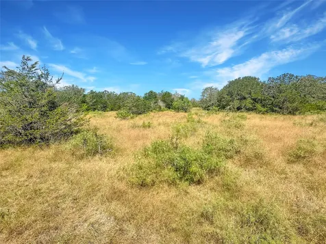1345 Davis Road Muldoon TX 78949