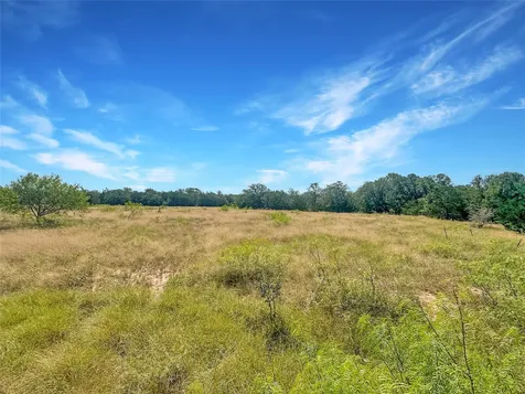 1345 Davis Road Muldoon TX 78949