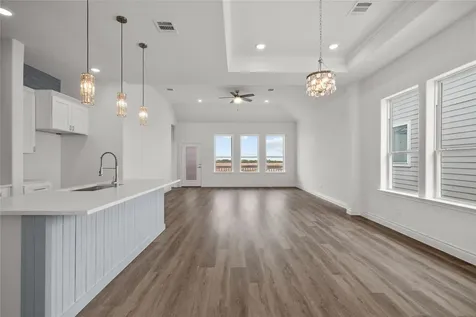 5002 Allen Cay Drive Texas City TX 77590