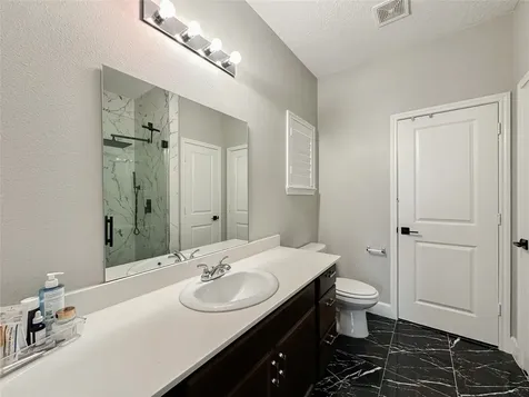 727 Road 5105 Cleveland TX 77327