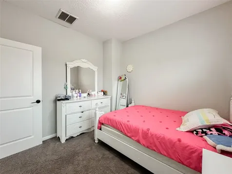 727 Road 5105 Cleveland TX 77327