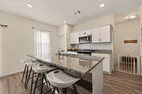 1013 Lacebark Pine Lane Brookshire TX 77423