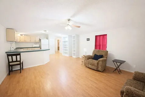 385 County Road 4547 Spurger TX 77660