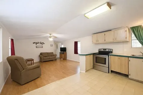 385 County Road 4547 Spurger TX 77660