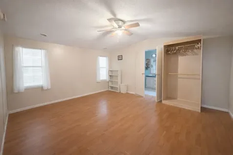 385 County Road 4547 Spurger TX 77660