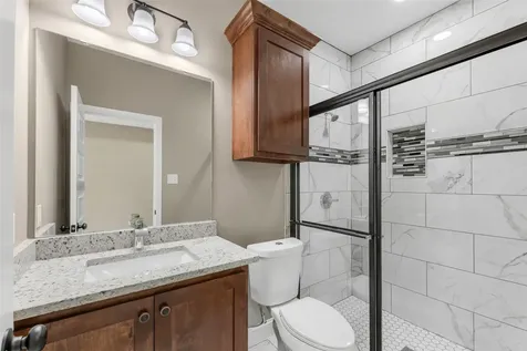 905 B W Virginia Street Navasota TX 77868