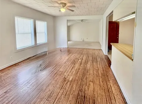 416 N Tinsley Street Street Angleton TX 77515