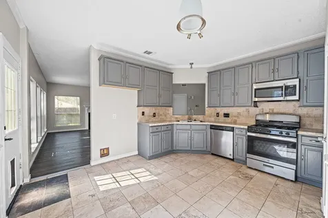 11123 Gatesden Drive Tomball TX 77377