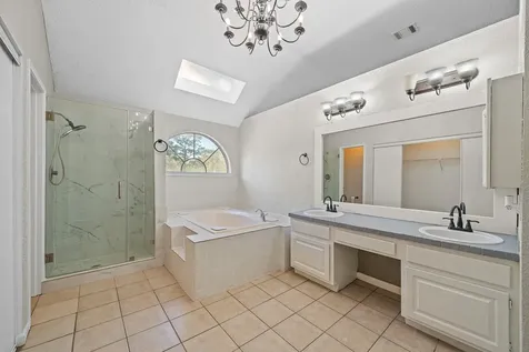 11123 Gatesden Drive Tomball TX 77377