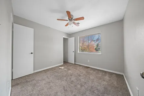 11123 Gatesden Drive Tomball TX 77377