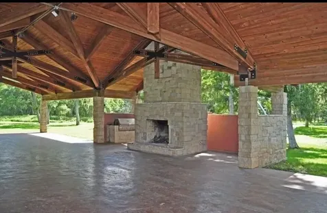 32802 Bayou Bend Richwood TX 77515