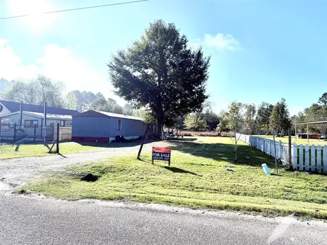 1570 County Road 3479a Cleveland TX 77327