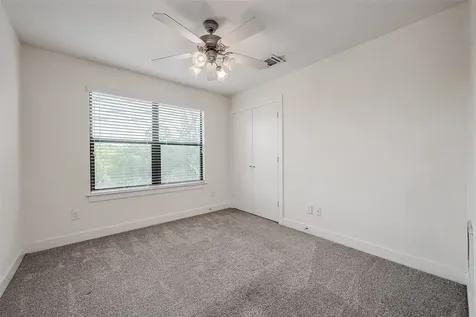 2710 Hullsmith Drive 1503 Houston TX 77063