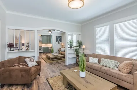 410 N Avenue D Shiner TX 77984