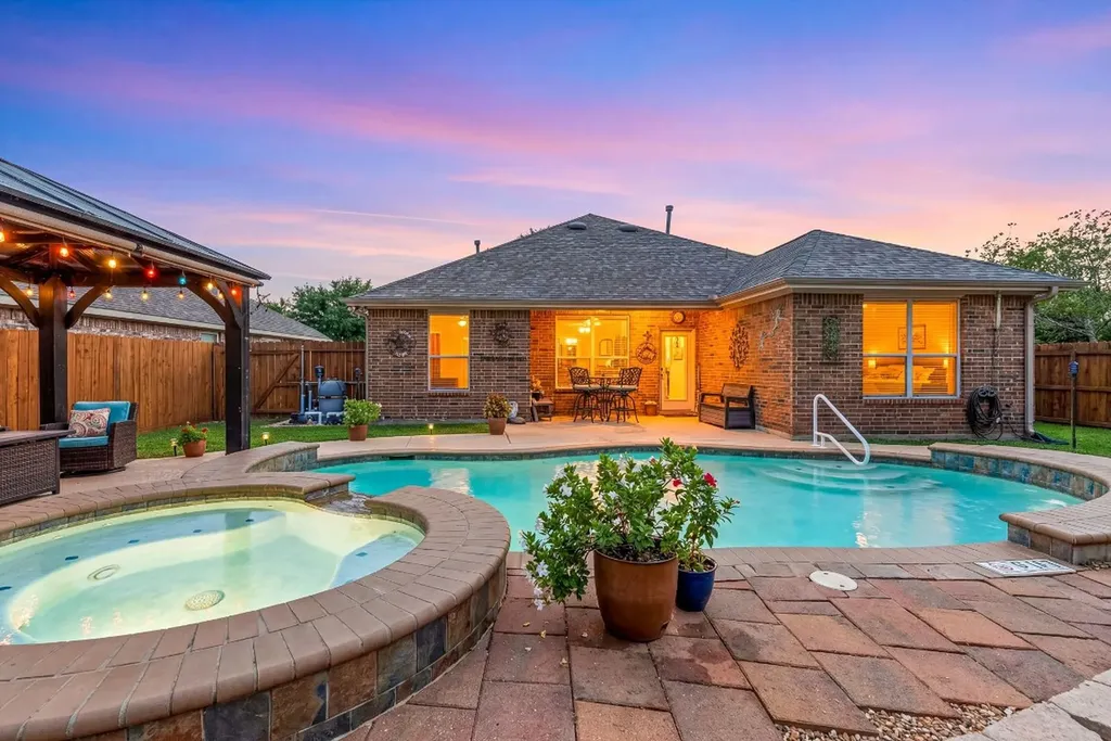2526 Winged Dove Drive League City TX 77573