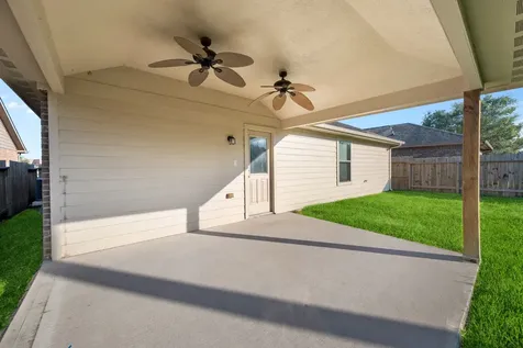3031 E Lockeridge Village Drive Spring TX 77386