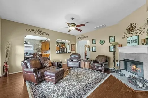 16002 Dunes Drive Crosby TX 77532