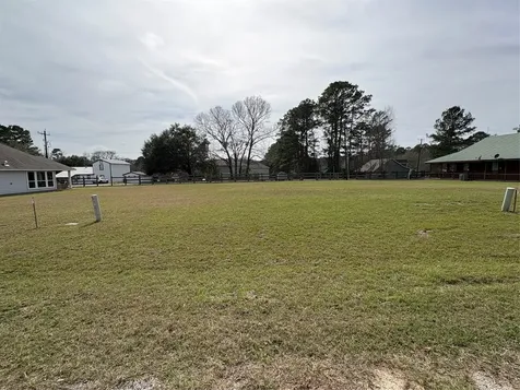 8 Oakland Court Huntsville TX 77340