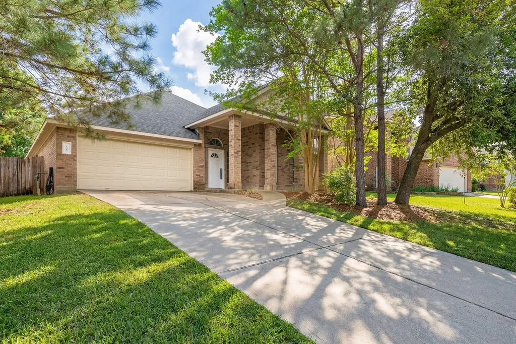 138 Bryce Branch The Woodlands TX 77382
