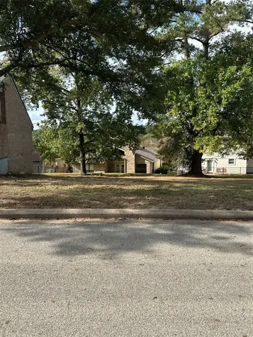 654 Cherry Hills Drive Huntsville TX 77340