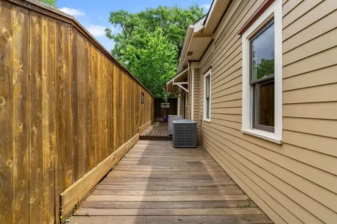 1421 Columbia Street Houston TX 77008