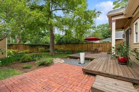 1421 Columbia Street Houston TX 77008