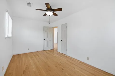 6946 Cole Creek Drive Houston TX 77092