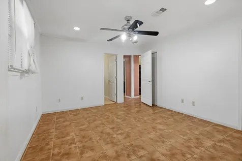 6946 Cole Creek Drive Houston TX 77092