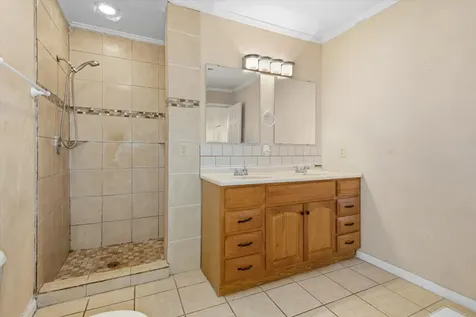 6946 Cole Creek Drive Houston TX 77092