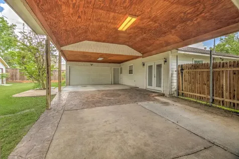 6946 Cole Creek Drive Houston TX 77092